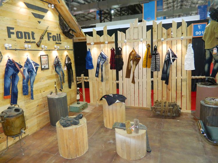 exhibition garment stall design